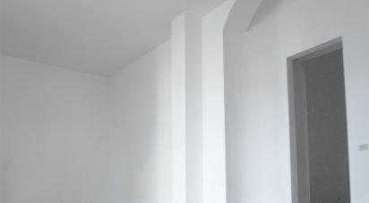 Shop / premises commercial of 93 m² in Empoli (50053)