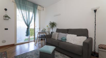 Four-room apartment of 60 m² in Genova (16149)