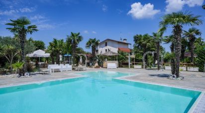 Casa indipendente 6 locali di 296 m² in Ostellato (44020)