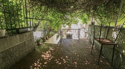 Casa indipendente / Villa 4 locali di 80 m² in Genova (16152)