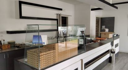 Pizzeria of 70 m² in Mondolfo (61037)