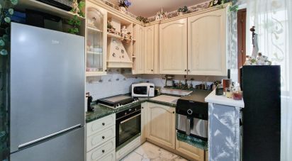 Trilocale di 78 m² a Monte Urano (63813)