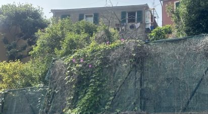 Casale 16 locali di 260 m² in Genova (16133)