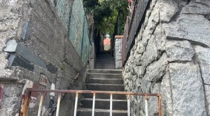 Casale 16 locali di 260 m² in Genova (16133)