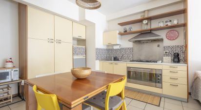 Bilocale di 77 m² a Ancona (60128)