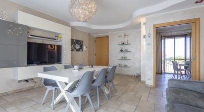 Apartment 5 rooms of 140 m² in Sant'Elpidio a Mare (63811)