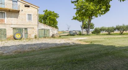 Rustico 7 locali di 270 m² in Filottrano (60024)