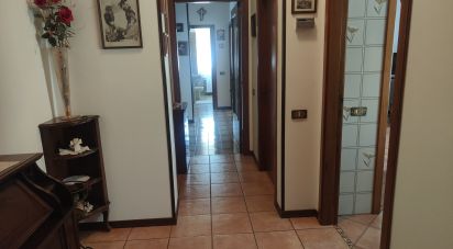 Appartamento 7 locali di 110 m² a Offida (63073)