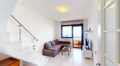 Loft 6 locali di 105 m² a Varazze (17019)