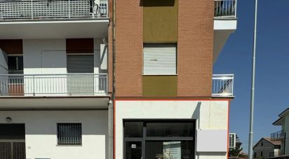 Shop / premises commercial of 55 m² in Civitanova Marche (62012)