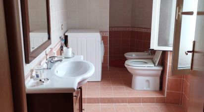 House 8 rooms of 150 m² in Bessude (07040)