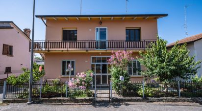 Casa indipendente / Villa 2 locali di 215 m² in Argenta (44011)