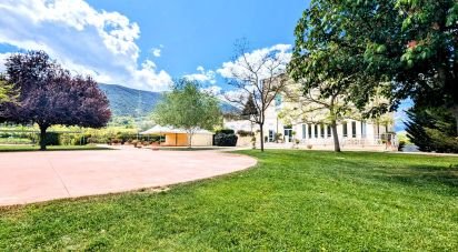 Hotel-restaurant of 1,200 m² in Bugnara (67030)