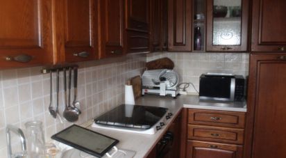 Townhouse 13 rooms of 500 m² in Acqualagna (61041)