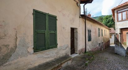 Villa Bifamiliare 15 locali di 500 m² in Murialdo (17013)