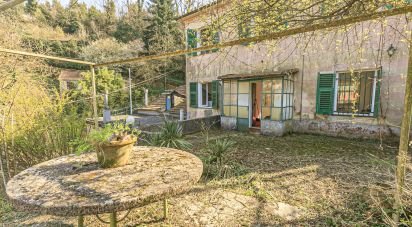 Casa indipendente 10 locali di 123 m² in Genova (16165)