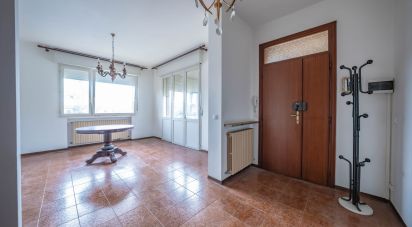 Apartment 5 rooms of 130 m² in Migliaro (44020)