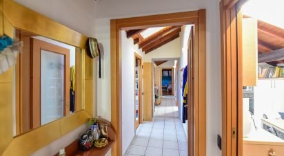 Quadrilocale di 135 m² a Giussano (20833)