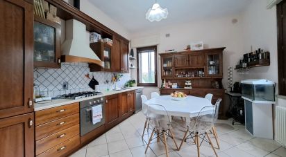 Casa indipendente / Villa 7 locali di 200 m² in Costa di Rovigo (45023)
