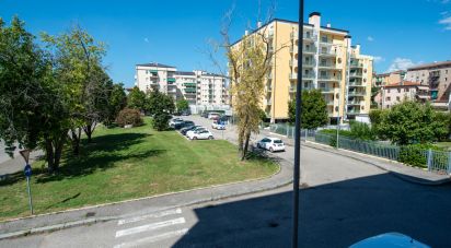 Quadrilocale di 105 m² a Verona (37131)