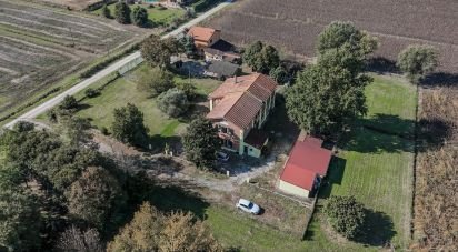 House 9 rooms of 357 m² in Jolanda di Savoia (44037)