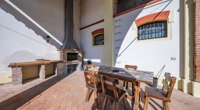 House 9 rooms of 357 m² in Jolanda di Savoia (44037)