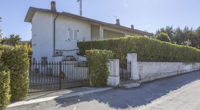 Casa indipendente / Villa 7 locali di 320 m² in Cingoli (62011)