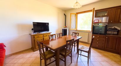 Townhouse 9 rooms of 240 m² in Assisi (06081)