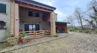 Casa indipendente / Villa 8 locali di 220 m² in Villanova Marchesana (45030)