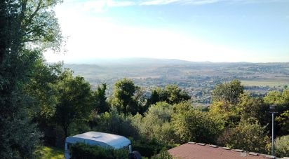 Farm 12 rooms of 400 m² in Macerata (62100)