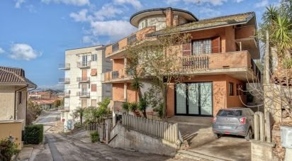 Four-room apartment of 215 m² in Sant'Elpidio a Mare (63811)