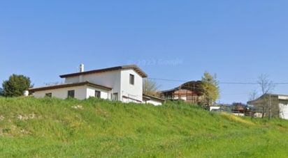 Casa indipendente / Villa 12 locali di 170 m² in Morro d'Oro (64020)