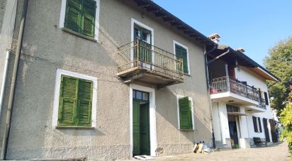 Casa indipendente / Villa 16 locali di 220 m² in Dego (17058)