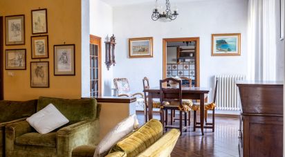 House 6 rooms of 180 m² in Casciana Terme (56034)