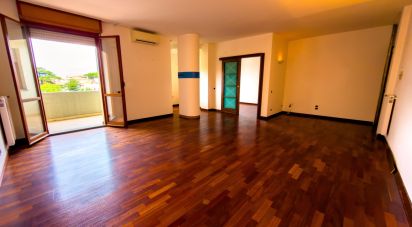 Four-room apartment of 102 m² in Foligno (06034)