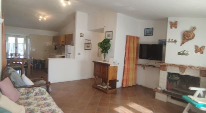 House 8 rooms of 230 m² in Cossignano (63067)