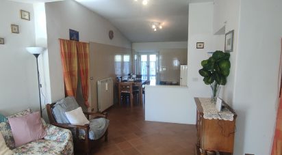 House 8 rooms of 230 m² in Cossignano (63067)