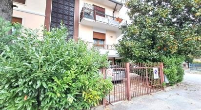 Villa Bifamiliare 10 locali di 210 m² in Padova (35141)