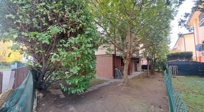 Villa Bifamiliare 10 locali di 210 m² in Padova (35141)