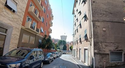 Appartamento 5 locali di 70 m² a Genova (16154)