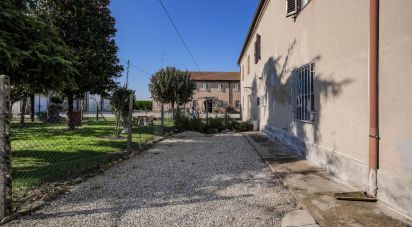Rustico 3 locali di 153 m² in Massa Fiscaglia (44025)