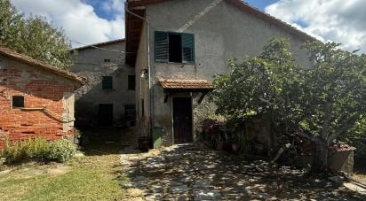 House 12 rooms of 250 m² in Arezzo (52100)