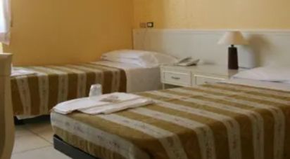 Hotel 3* of 1,250 m² in Ortona (66026)