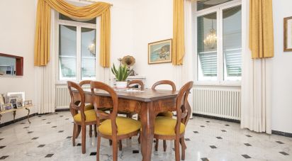 Apartment 6 rooms of 160 m² in Genova (16121)