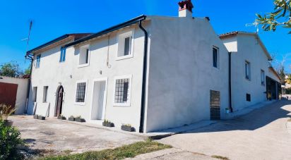 Abitazione 8 locali di 170 m² in Roncà (37030)