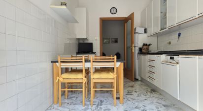 Three-room apartment of 78 m² in Genova (16139)