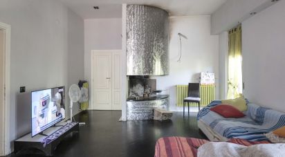 Hotel-restaurant of 1,100 m² in Terranuova Bracciolini (52028)