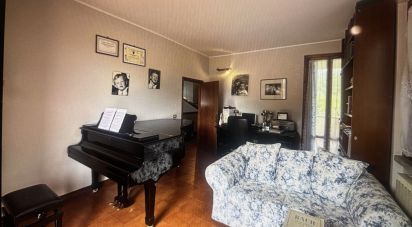 Casale 12 locali di 289 m² in Figline Valdarno (50063)