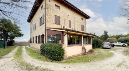 Villa Bifamiliare 8 locali di 318 m² a Montecosaro (62010)