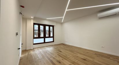 Three-room apartment of 62 m² in Firenze (50132)